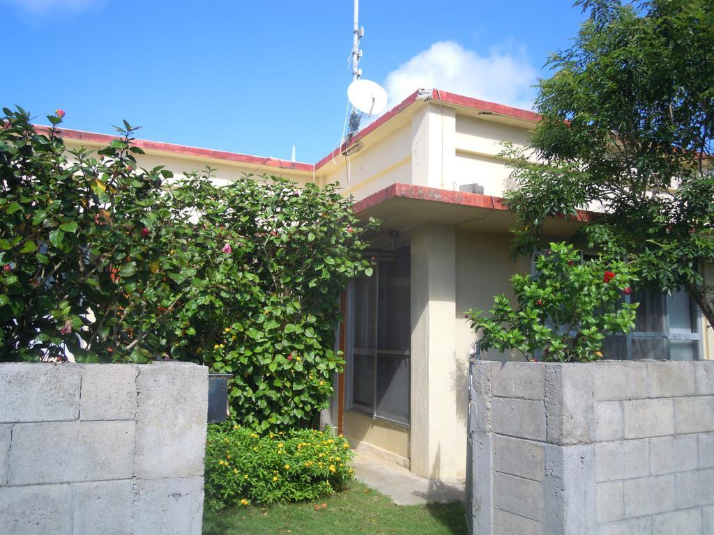 Guest House Renga II Uruma Ngoại thất bức ảnh